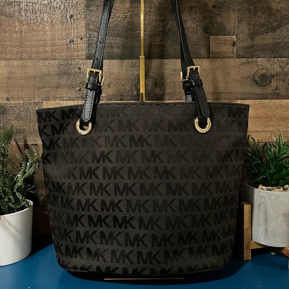 Michael Kors Black Gold Logo Tote Bag - Picture 1 of 11